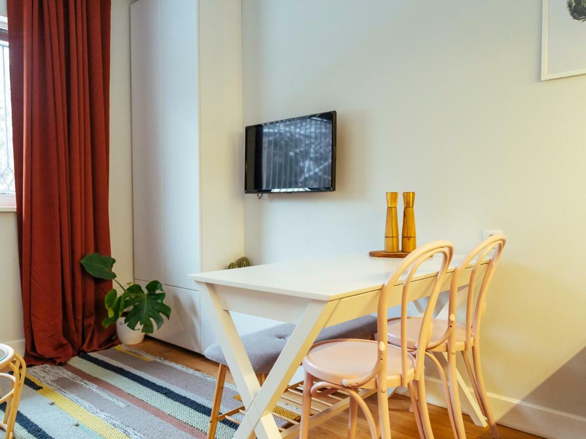 Boutique Luxury Flats - La Maison Du Petit Paris Bucharest Exterior photo